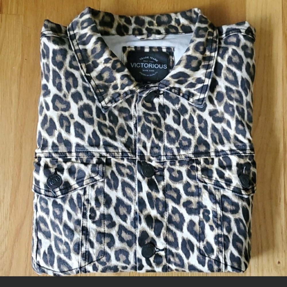 AnimaL-Print Jacket